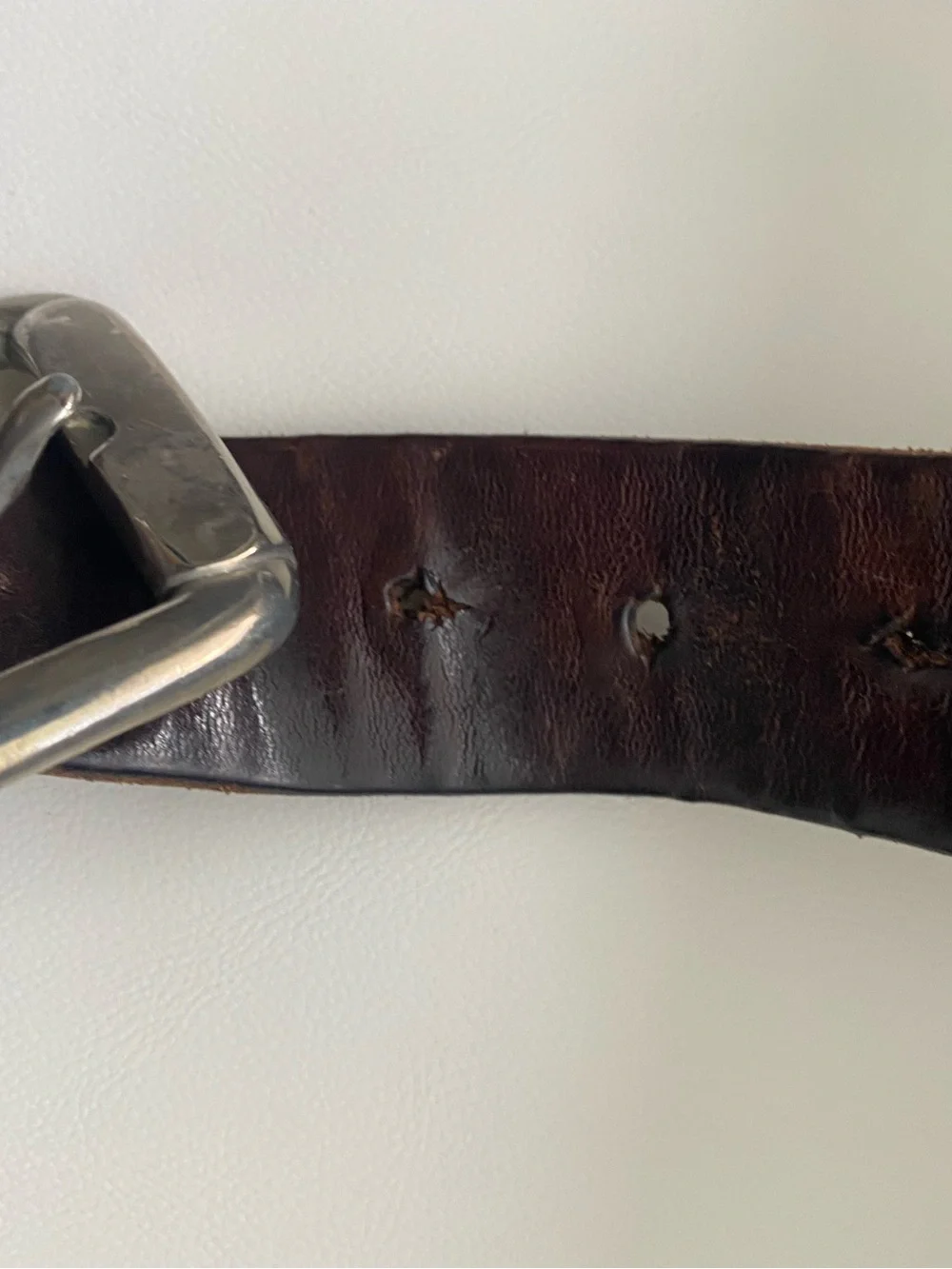 Fossil Vintage Distressed Dark Brown Genuine Leather Belt Silver Buckle 46”L